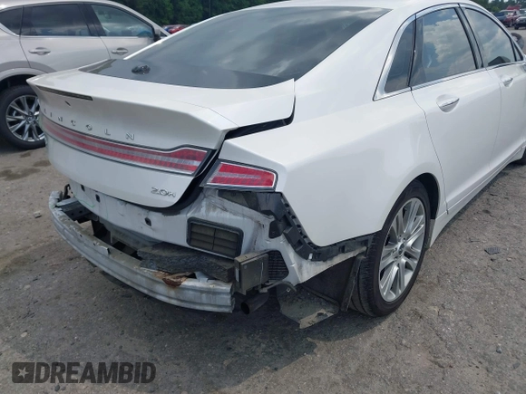 2014 Lincoln MKZ Hybrid z VIN 3LN6L2LU2ER825732, wystawiony jako IAAI lot #42606357 z przebiegiem 153 966 mil mil oraz . Historia ofert i sprzedaży dostępna na DreamBid. Obrazek 16.