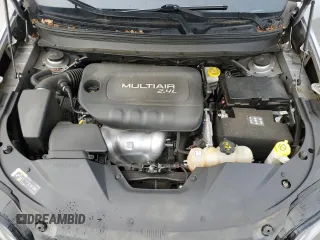 2019 Jeep Cherokee Altitude with VIN 1C4PJMLB4KD181048, listed as a Copart auction lot 60683595 with 68,864 mi miles and Salvage title. Bid and sale history available at DreamBid. Image 12.