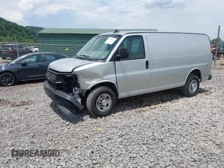2017 Chevrolet Express Cargo with VIN 1GCWGAFF5H1119563, listed as a IAAI auction lot 42621612 with 164,965 mi miles and . Bid and sale history available at DreamBid. Image 17.