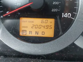 2008 Toyota RAV4 Limited с VIN JTMBD31V386076023, выставлен на аукционе IAAI как лот 42256880 с пробегом 200 495 миль миль и . История ставок и продаж доступна на DreamBid. Изображение 15.