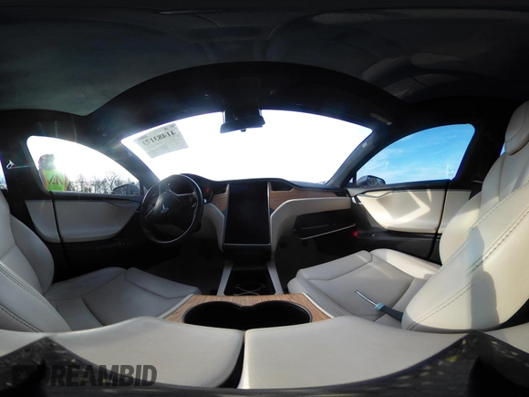 2019 Tesla Model S 75D with VIN 5YJSA1E2XKF331744, listed as a IAAI auction lot 41483173 with Not provided miles and . Bid and sale history available at DreamBid. Image 20.
