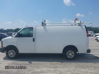 2015 Chevrolet Express Cargo with VIN 1GCWGFCF3F1160207, listed as a IAAI auction lot 42449151 with 171,155 mi miles and . Bid and sale history available at DreamBid. Image 13.