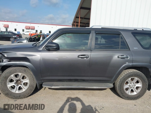 2014 Toyota 4Runner SR5 z VIN JTEZU5JR0E5071498, wystawiony jako IAAI lot #42050372 z przebiegiem 109 448 mil mil oraz . Historia ofert i sprzedaży dostępna na DreamBid. Obrazek 14.