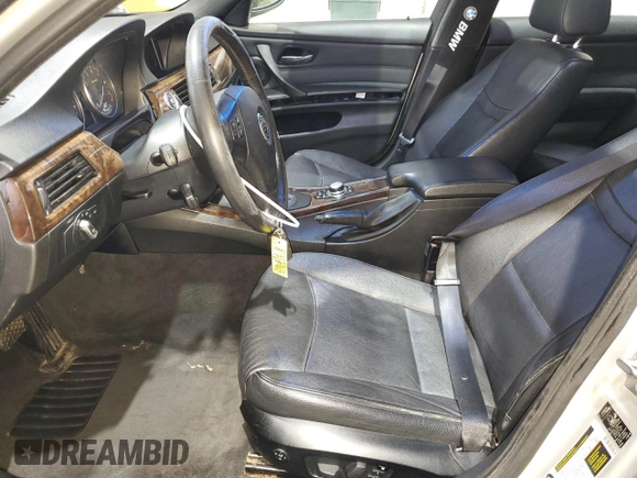 2010 BMW 3 Series 328i xDrive с VIN WBAPK5C53AA646963, выставлен на аукционе Copart как лот 57481095 с пробегом 197 165 миль миль и Списание • Salvage title. История ставок и продаж доступна на DreamBid. Изображение 7.