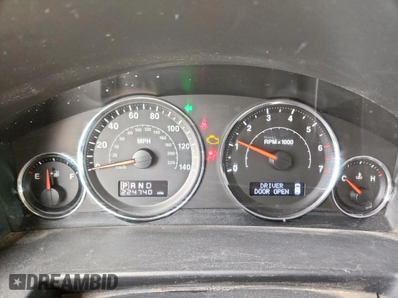 2008 Jeep Commander Sport with VIN 1J8HH48K78C174076, listed as a Copart auction lot 60203175 with 224,740 mi miles and Clean title. Bid and sale history available at DreamBid. Image 9.