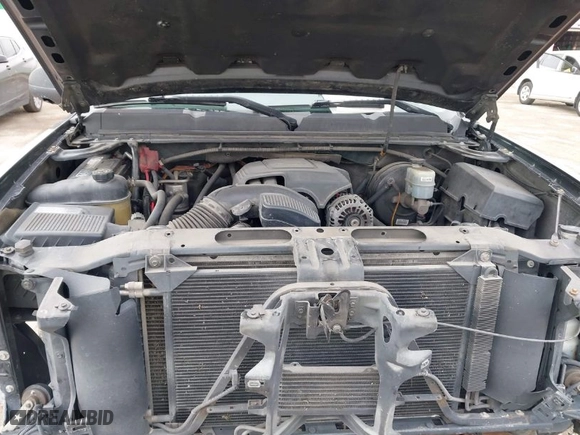 2010 Chevrolet Silverado 1500 LT with VIN 3GCRKSE38AG126152, listed as a IAAI auction lot 41399278 with 246,192 mi miles. Bid and sale history available at carsss.com. Image 10.