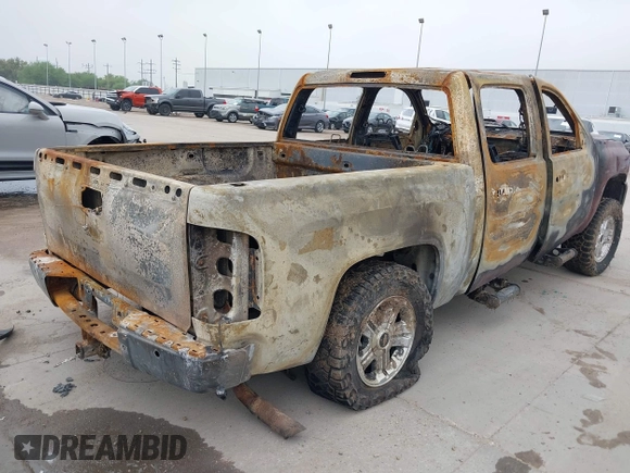 2013 Chevrolet Silverado 1500 LT with VIN 3GCPKSE71DG191455, listed as a IAAI auction lot 41839899 with 1 mi miles. Bid and sale history available at carsss.com. Image 4.