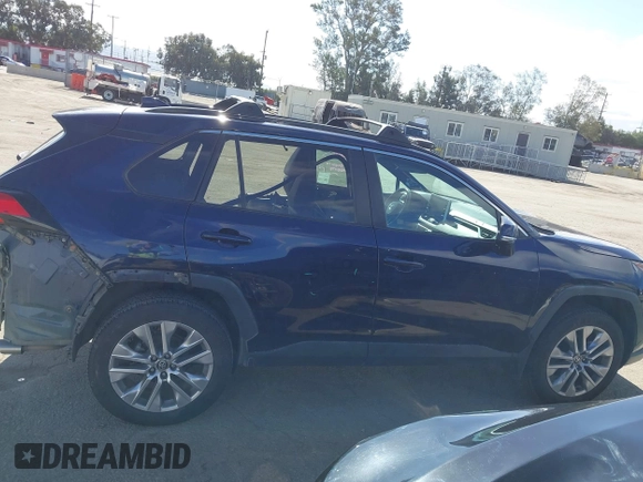 2022 Toyota RAV4 XLE Premium with VIN 2T3C1RFV2NW191537, listed as a IAAI auction lot 42245715 with 72,307 mi miles and . Bid and sale history available at DreamBid. Image 14.