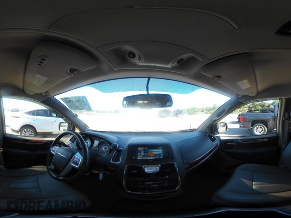 2014 Chrysler Town & Country Touring with VIN 2C4RC1BG4ER372629, listed as a IAAI auction lot 42060762 with 180,662 mi miles. Bid and sale history available at carsss.com. Image 18.