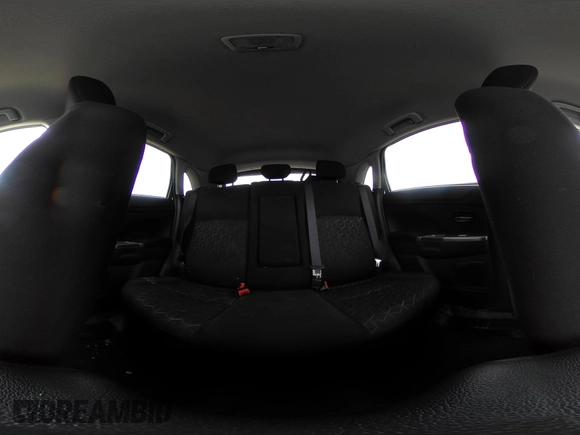 2021 Mitsubishi Outlander ES z VIN JA4ARUAU1MU031303, wystawiony jako IAAI lot #42099300 z przebiegiem 43 391 mil mil oraz . Historia ofert i sprzedaży dostępna na DreamBid. Obrazek 19.