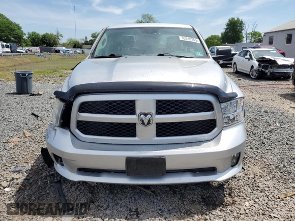 2016 Ram 1500 Express z VIN 1C6RR7FG1GS353539, wystawiony jako Copart lot #55940265 z przebiegiem 130 268 mil mil oraz Szkoda całkowita • Salvage title. Historia ofert i sprzedaży dostępna na DreamBid. Obrazek 5.