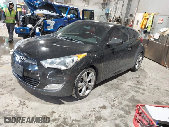 2012 Hyundai Veloster w/Black Int z VIN KMHTC6AD7CU080950, wystawiony jako IAAI lot #41606241 z przebiegiem 86 843 mil mil oraz . Historia ofert i sprzedaży dostępna na DreamBid. Obrazek 2.