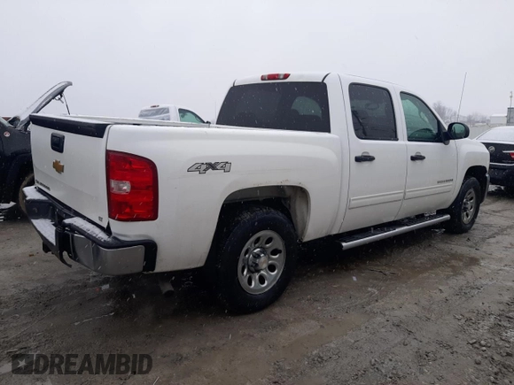 2013 Chevrolet Silverado 1500 LT with VIN 3GCPKSEA3DG292038, listed as a Copart auction lot 44996995 with 139,633 mi miles and Salvage Title. Bid and sale history available at DreamBid. Image 3.
