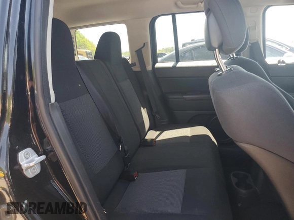 2012 Jeep Patriot Sport with VIN 1C4NJPBA0CD688905, listed as a Copart auction lot 52260265 with 125,146 mi miles and Clean Title. Bid and sale history available at DreamBid. Image 10.