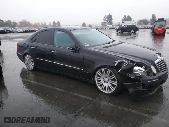 2008 Mercedes-Benz E-Class Sport 5.5L with VIN WDBUF72X98B213031, listed as a Copart auction lot 82423034 with 0 mi miles and Salvage Title. Bid and sale history available at carsss.com. Image 4.