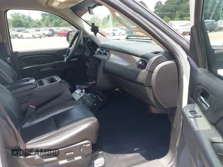 2010 Chevrolet Tahoe LS with VIN 1GNMCAE0XAR235601, listed as a IAAI auction lot 42482730 with 278,772 mi miles and . Bid and sale history available at DreamBid. Image 5.