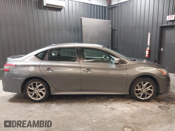 2015 Nissan Sentra SL z VIN 3N1AB7AP3FY345821, wystawiony jako IAAI lot #42319371 z przebiegiem 66 983 mil mil oraz . Historia ofert i sprzedaży dostępna na DreamBid. Obrazek 13.