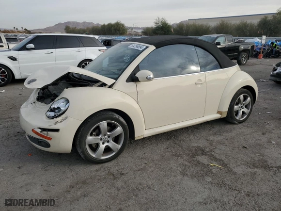 2006 Volkswagen New Beetle Convertible with VIN 3VWSF31YX6M312214, listed as a Copart auction lot 84296894 with 96,374 mi miles and Salvage Title. Bid and sale history available at carsss.com. Image 1.