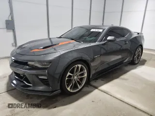 2017 Chevrolet Camaro 2SS with VIN 1G1FG1R77H0147500, listed as a Copart auction lot 59810715 with 68,712 mi miles and Clean title. Bid and sale history available at DreamBid. Image 1.