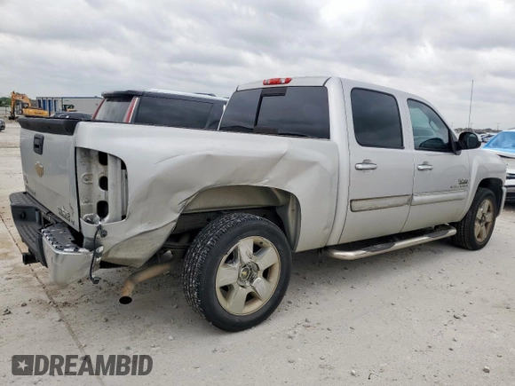 2011 Chevrolet Silverado 1500 LT with VIN 3GCPCSE06BG385931, listed as a Copart auction lot 52076985 with 187,151 mi miles and Salvage Title. Bid and sale history available at DreamBid. Image 3.