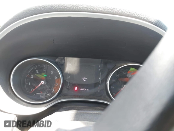 2018 Jeep Compass Sport with VIN 3C4NJCAB3JT263298, listed as a IAAI auction lot 42218194 with 104,604 mi miles and . Bid and sale history available at DreamBid. Image 7.