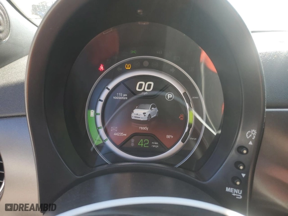 2015 FIAT 500e with VIN 3C3CFFGE2FT561560, listed as a Copart auction lot 77210834 with 44,235 mi miles and Salvage Title. Bid and sale history available at carsss.com. Image 9.