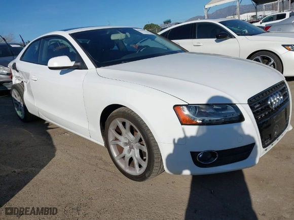 2012 Audi A5 2.0T Premium Plus with VIN WAULFAFR7CA004372, listed as a IAAI auction lot 41625978 with 189258 miles. Bid and sale history available at carsss.com. Image 1.