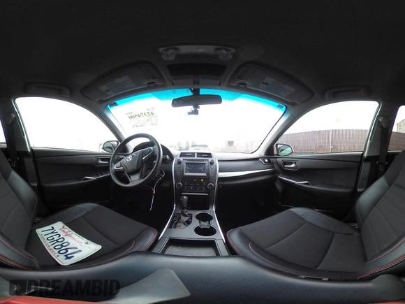 2017 Toyota Camry XLE z VIN 4T1BF1FKXHU797542, wystawiony jako IAAI lot #42374500 z przebiegiem 49 983 mil mil oraz . Historia ofert i sprzedaży dostępna na DreamBid. Obrazek 18.