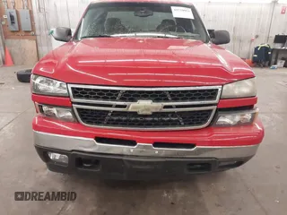 2006 Chevrolet Silverado 1500 LT3 with VIN 1GCEK19Z66Z202966, listed as a IAAI auction lot 41729953 with 196,530 mi miles and . Bid and sale history available at DreamBid. Image 6.