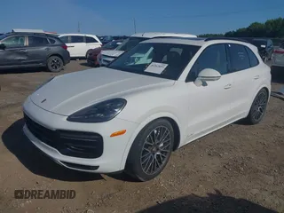 2019 Porsche Cayenne Turbo z VIN WP1AF2AY1KDA80728, wystawiony jako IAAI lot #42262855 z przebiegiem 89 898 mil mil oraz . Historia ofert i sprzedaży dostępna na DreamBid. Obrazek 2.