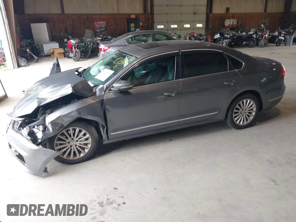 2016 Volkswagen Passat 1.8T SE with VIN 1VWBT7A35GC011129, listed as a IAAI auction lot 39977788 with 123,007 mi miles. Bid and sale history available at carsss.com. Image 17.