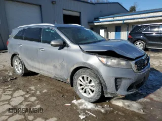2020 Kia Sorento LX with VIN 5XYPGDA36LG670886, listed as a Copart auction lot 41911935 with 72,970 mi miles and Salvage Title. Bid and sale history available at DreamBid. Image 4.