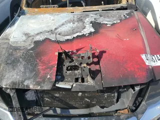 1999 Ford F-350 z VIN 1FTWX32S0XEB73729, wystawiony jako Copart lot #46487445 z przebiegiem Nie podano mil oraz Szkoda całkowita • Salvage title. Historia ofert i sprzedaży dostępna na DreamBid. Obrazek 11.