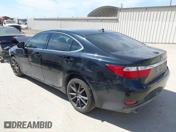 2013 Lexus ES 4dr Sdn with VIN JTHBK1GG4D2067124, listed as a IAAI auction lot 41668886 with 154,478 mi miles. Bid and sale history available at carsss.com. Image 3.