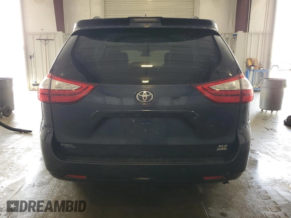 2019 Toyota Sienna XLE with VIN 5TDDZ3DC3KS217040, listed as a Copart auction lot 61556495 with 85,309 mi miles and Salvage title. Bid and sale history available at DreamBid. Image 6.