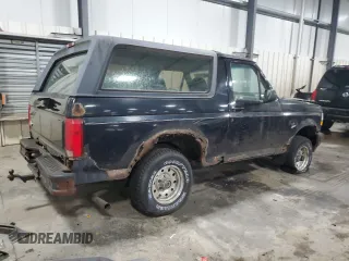 1996 Ford Bronco XL с VIN 1FMEU15N5TLB27829, выставлен на аукционе Copart как лот 58618705 с пробегом Не указан миль и Чистый • Clean title. История ставок и продаж доступна на DreamBid. Изображение 3.