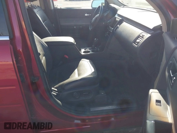 2014 Ford Flex Limited with VIN 2FMGK5D85EBD33530, listed as a IAAI auction lot 41631399 with 93,507 mi miles. Bid and sale history available at carsss.com. Image 5.