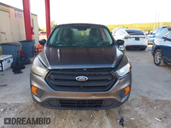 2018 Ford Escape S с VIN 1FMCU0F77JUB55429, выставлен на аукционе IAAI как лот 40508774 с пробегом 126 008 миль миль и . История ставок и продаж доступна на DreamBid. Изображение 12.