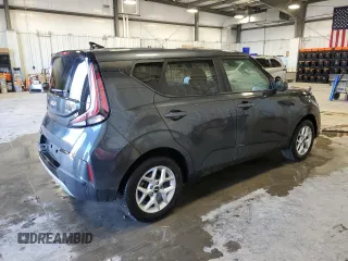 2025 Kia Soul LX with VIN KNDJ23AU5S7243802, listed as a Copart auction lot 54046585 with 11,984 mi miles and Clean Title. Bid and sale history available at DreamBid. Image 3.