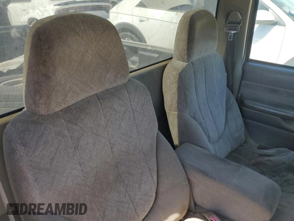 1999 GMC Sonoma with VIN 1GTCS1445X8532690, listed as a Copart auction lot 49197265 with Not Provided miles and Salvage Title. Bid and sale history available at DreamBid. Image 10.
