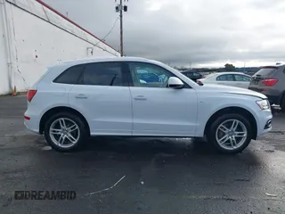 2015 Audi Q5 Premium Plus with VIN WA1DGAFPXFA043040, listed as a IAAI auction lot 41773280 with 103,168 mi miles. Bid and sale history available at carsss.com. Image 13.