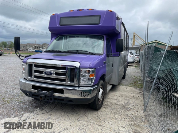 2019 Ford Econoline Cargo with VIN 1FDFE4FS3KDC32108, listed as a Copart auction lot 52462425 with 212,441 mi miles and Clean Title. Bid and sale history available at DreamBid. Image 2.