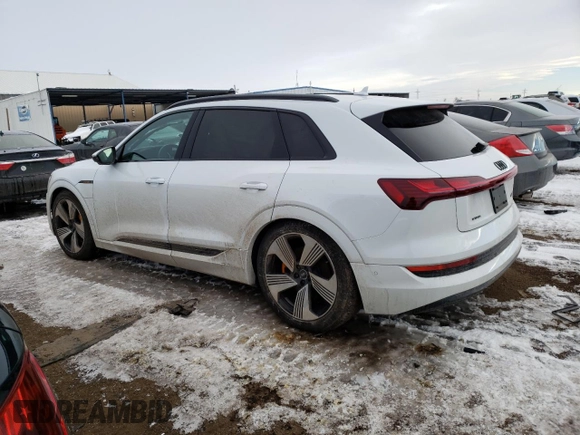2022 Audi e-tron Premium Plus with VIN WA1LAAGEXNB013894, listed as a Copart auction lot 71918322 with 0 mi miles. Bid and sale history available at carsss.com. Image 2.