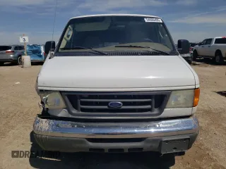 2005 Ford Econoline Passenger XL z VIN 1FBSS31L85HB18484, wystawiony jako Copart lot #54006495 z przebiegiem 109 177 mil mil oraz Szkoda całkowita • Salvage title. Historia ofert i sprzedaży dostępna na DreamBid. Obrazek 5.
