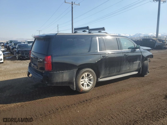 2017 Chevrolet Suburban LT with VIN 1GNSKHKC5HR163282, listed as a Copart auction lot 81924784 with 58,083 mi miles and Salvage Title. Bid and sale history available at carsss.com. Image 3.