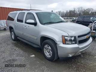 2012 Chevrolet Suburban LT with VIN 1GNSCJE05CR134749, listed as a IAAI auction lot 41475588 with 222,184 mi miles. Bid and sale history available at carsss.com. Image 1.