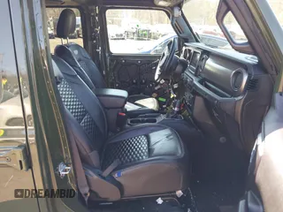 2021 Jeep Wrangler Unlimited Sport Altitude с VIN 1C4HJXDN8MW701628, выставлен на аукционе IAAI как лот 42059202 с пробегом 73 814 миль миль и . История ставок и продаж доступна на DreamBid. Изображение 5.