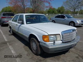 1988 Mercedes-Benz 560 with VIN WDBCA39DXJA420974, listed as a IAAI auction lot 42122073 with 113,273 mi miles and . Bid and sale history available at DreamBid. Image 1.