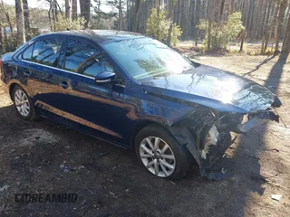 2013 Volkswagen Jetta SE z VIN 3VWDX7AJ3DM422020, wystawiony jako IAAI lot #41284713 z przebiegiem 119 007 mil mil oraz . Historia ofert i sprzedaży dostępna na DreamBid. Obrazek 1.