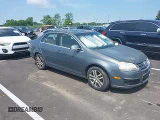 2006 Volkswagen Jetta 1.9L TDI с VIN 3VWST71K66M834544, выставлен на аукционе IAAI как лот 42557527 с пробегом Не указан миль и . История ставок и продаж доступна на DreamBid. Изображение 1.